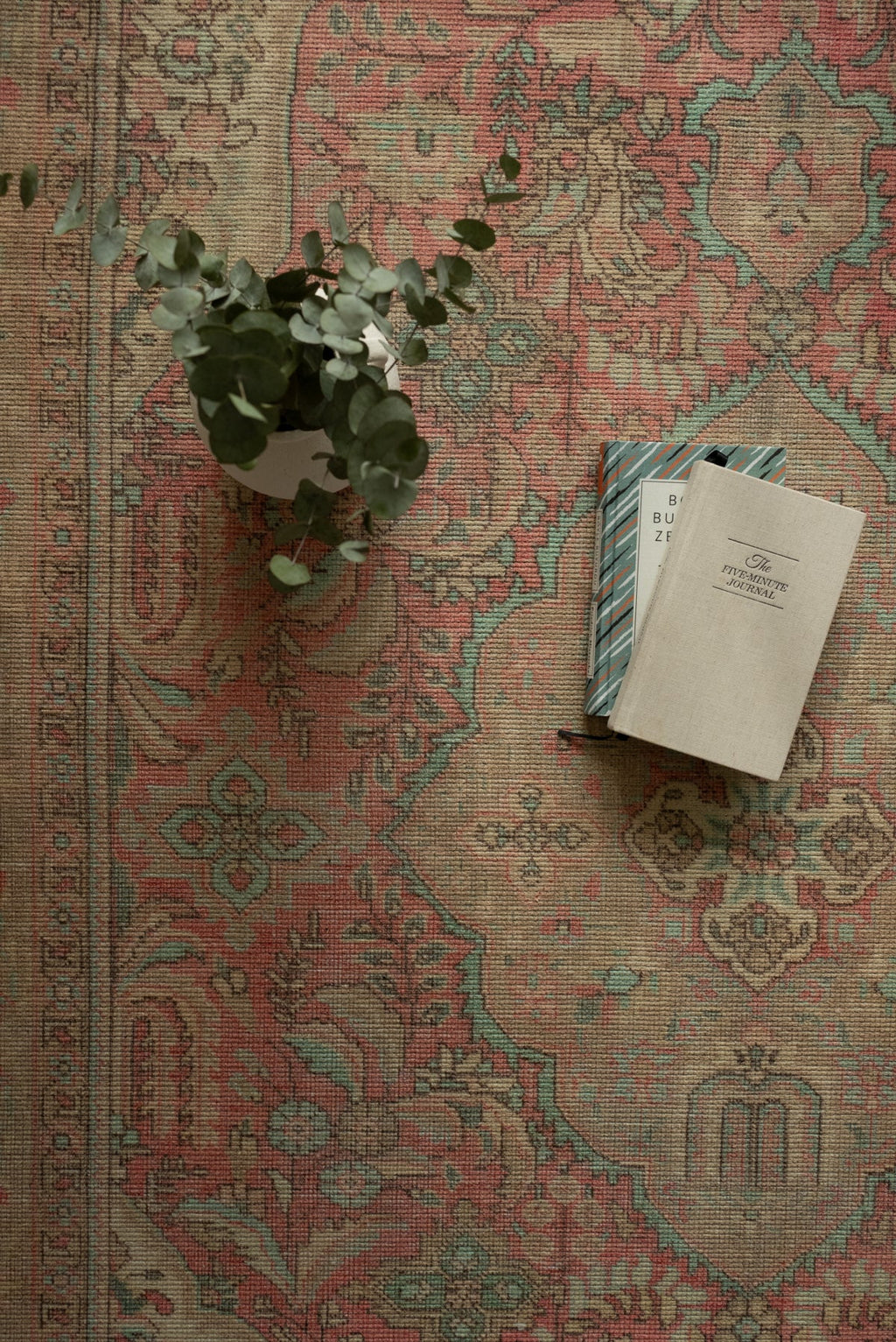 Vintage rug Vildan Lomé