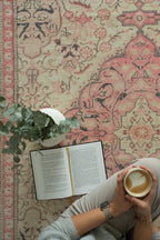 Vintage rug Havva Lomé