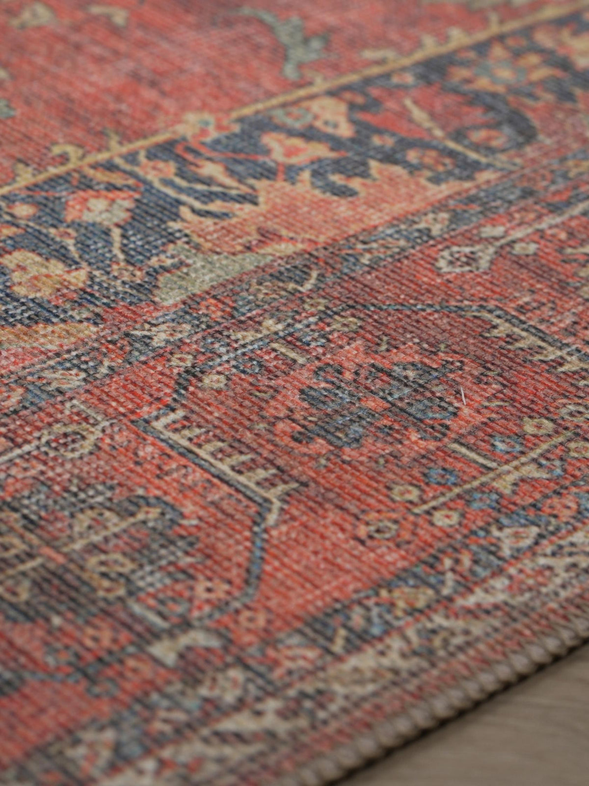 Vintage rug Berra Lomé