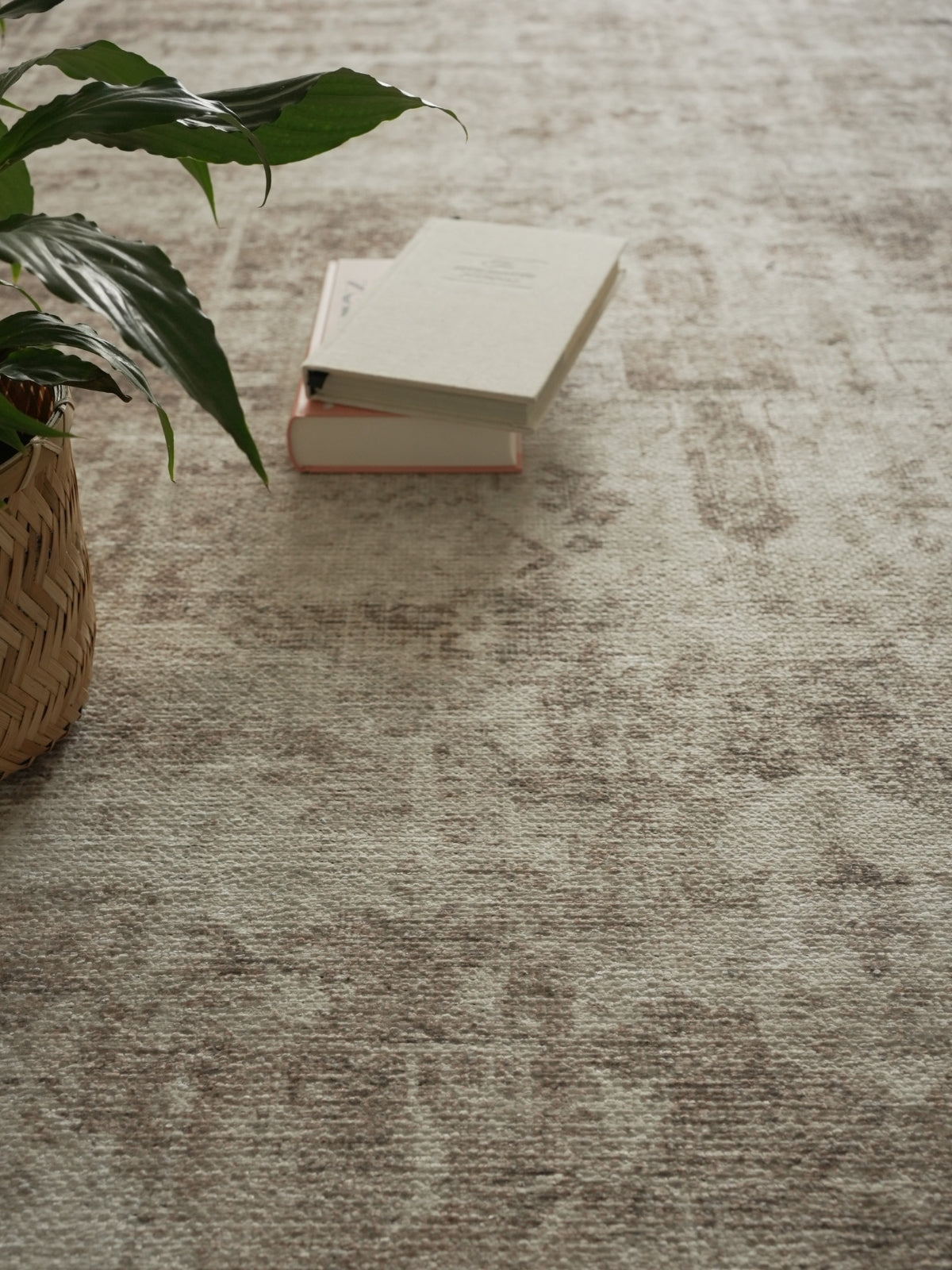 Vintage rug Damla Vera