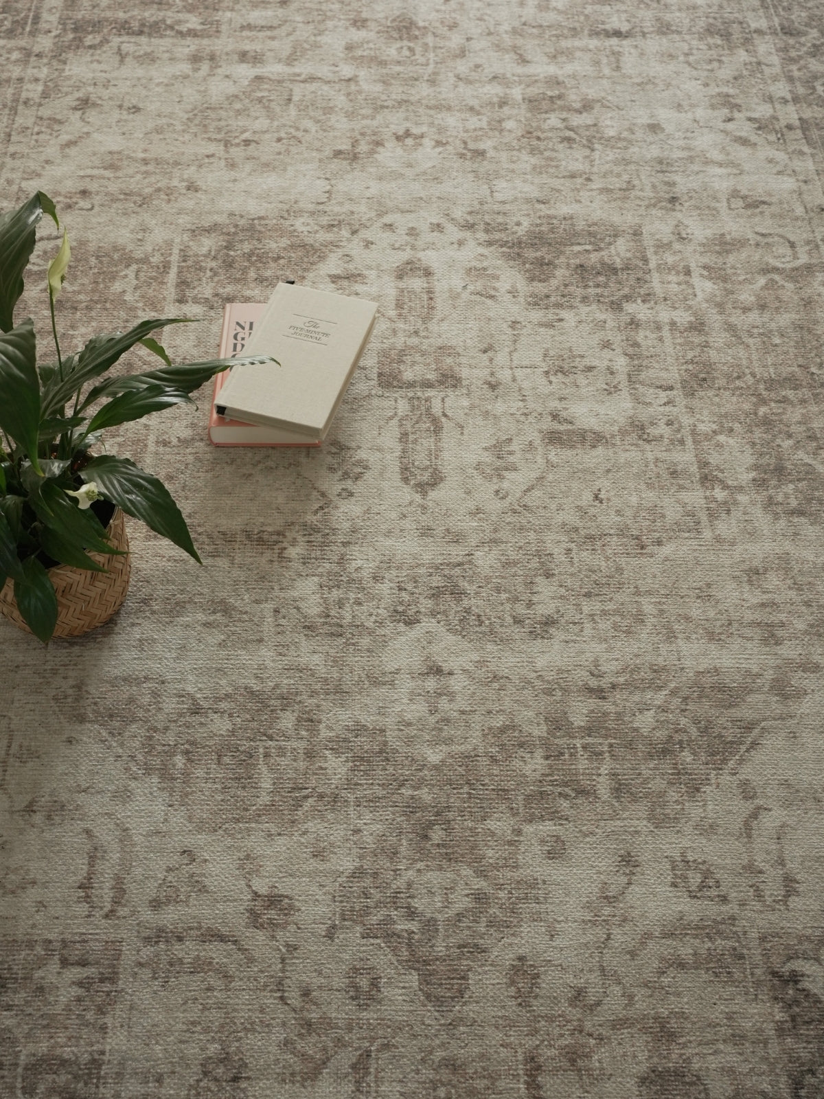 Vintage rug Damla Vera