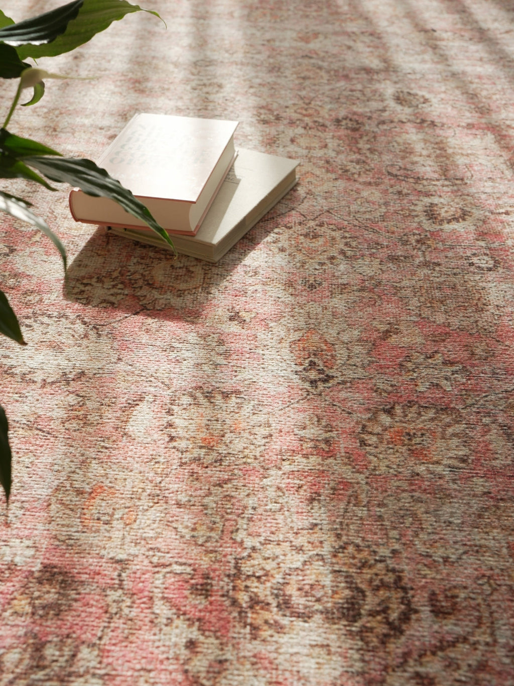 Vintage rug Ebru Vera