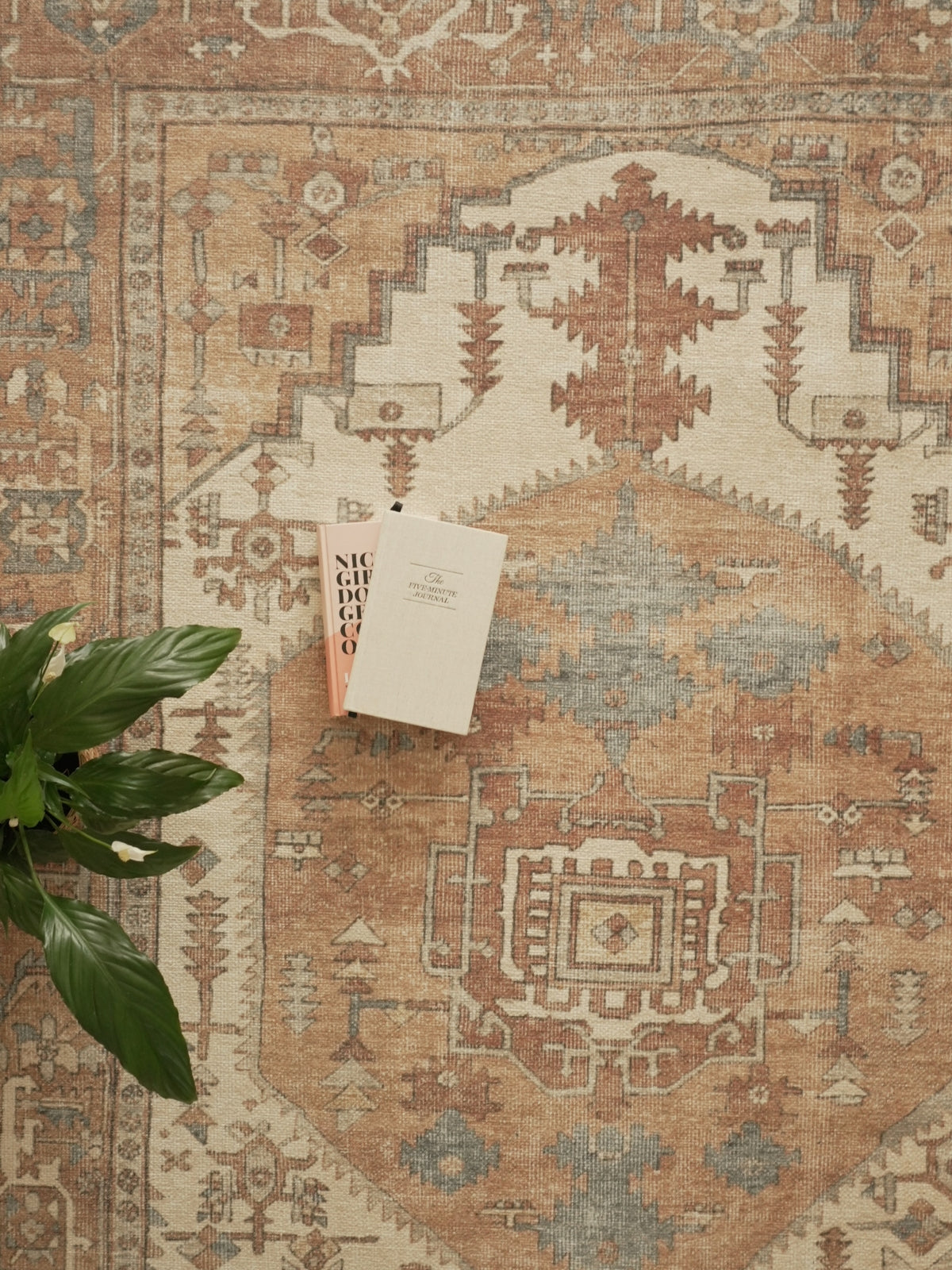 Vintage rug Fadime Vera