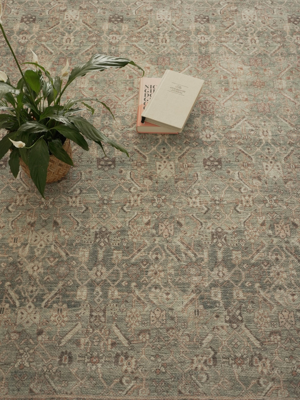 Vintage rug Gulsum Vera