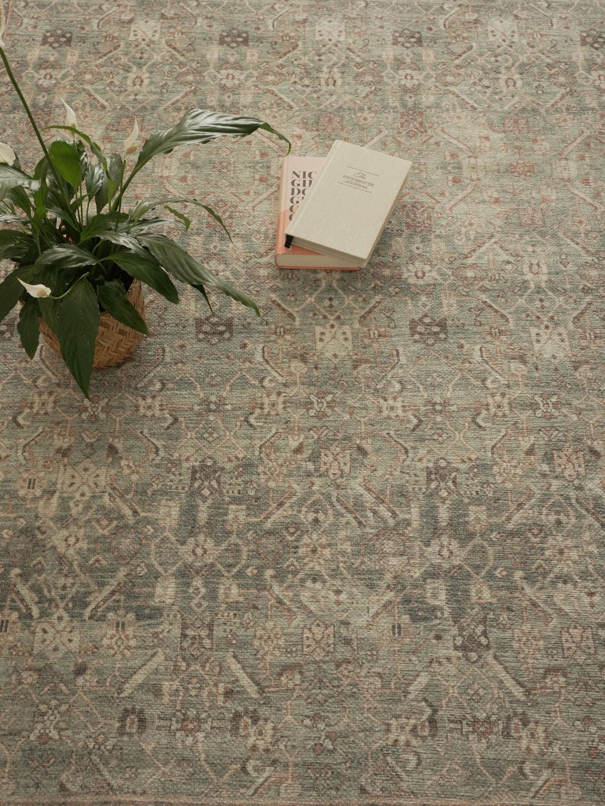 Vintage rug Gulsum Vera