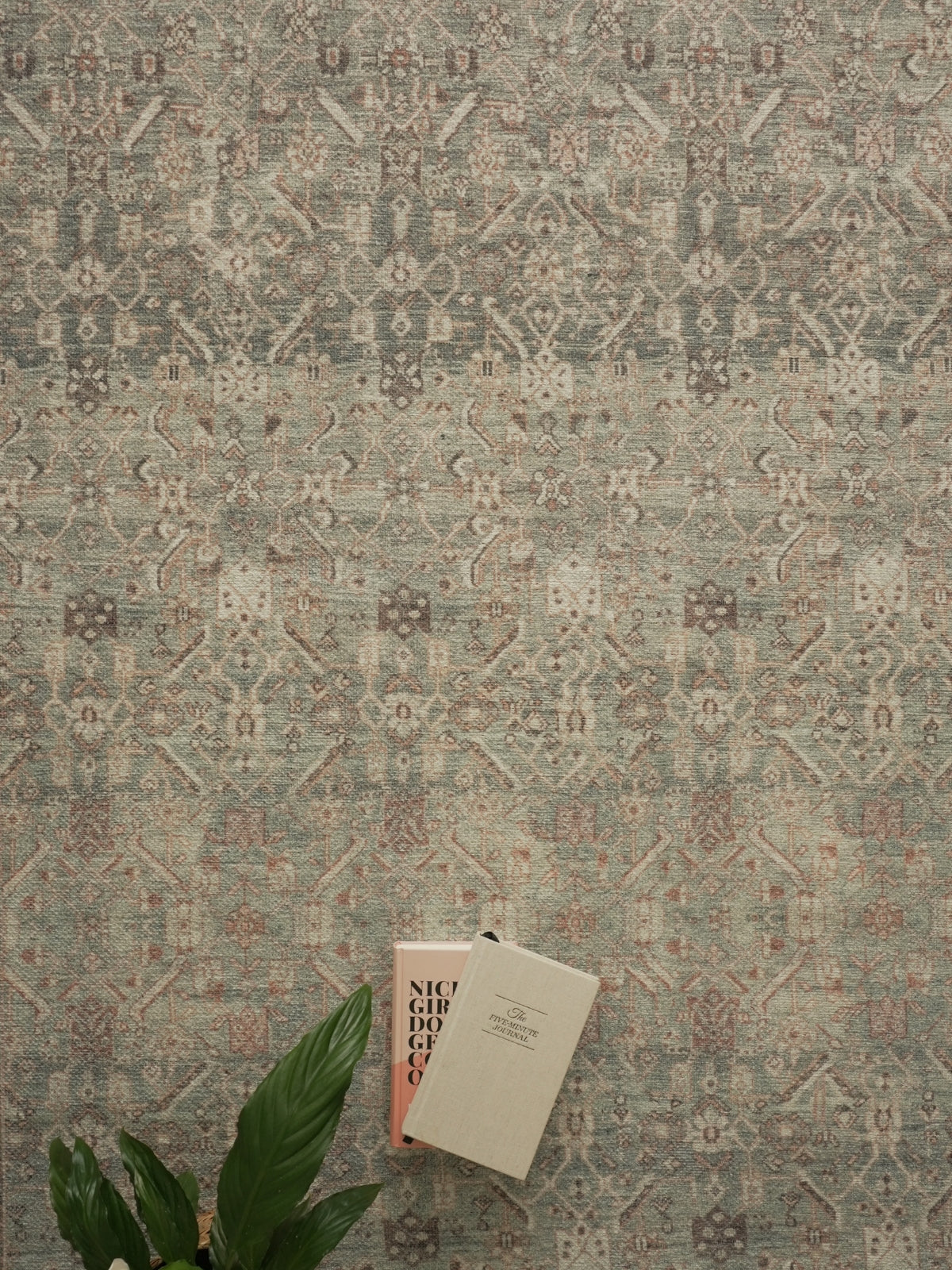Vintage rug Gulsum Vera