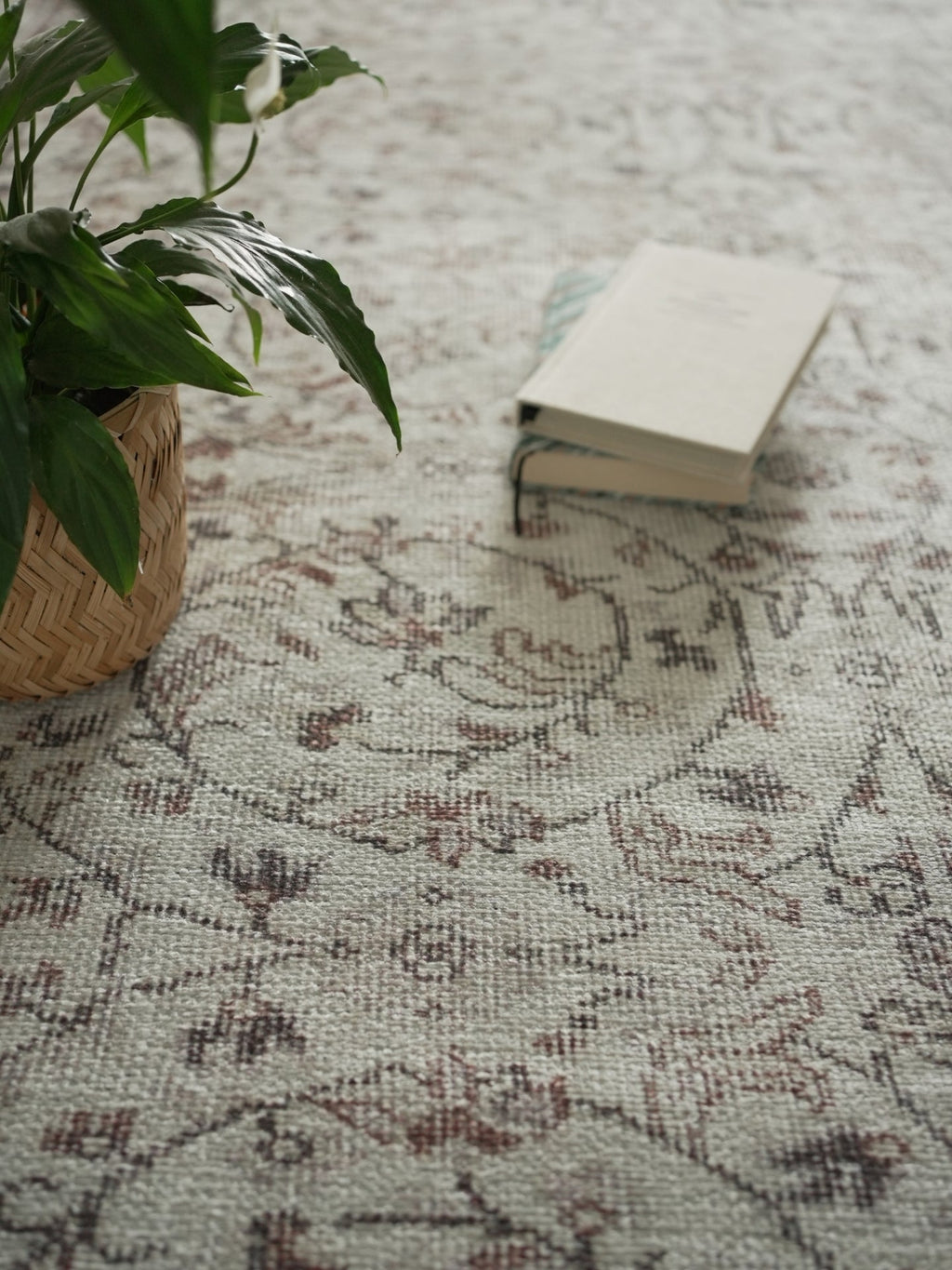 Vintage rug Kader Vera
