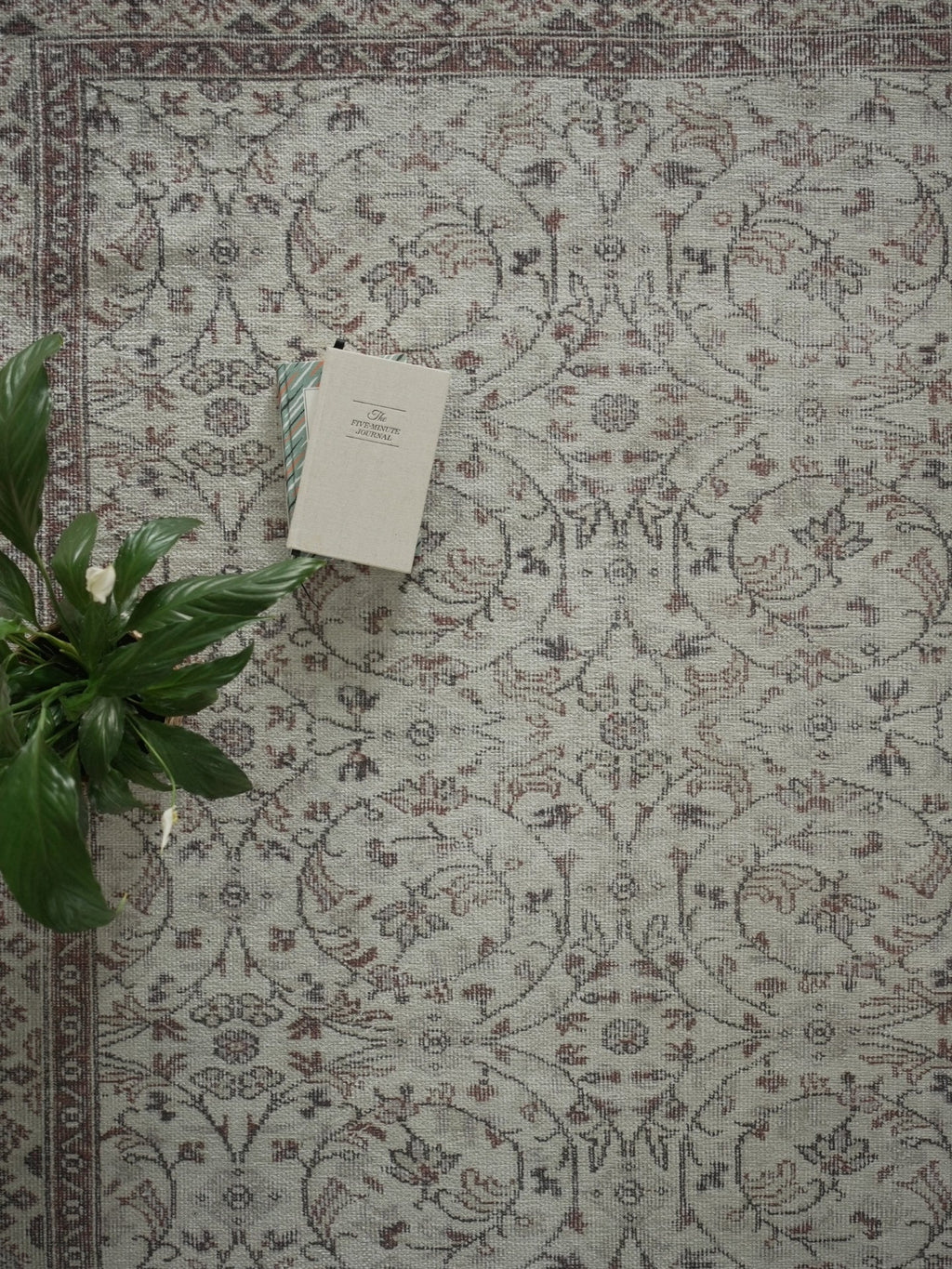 Vintage rug Kader Vera