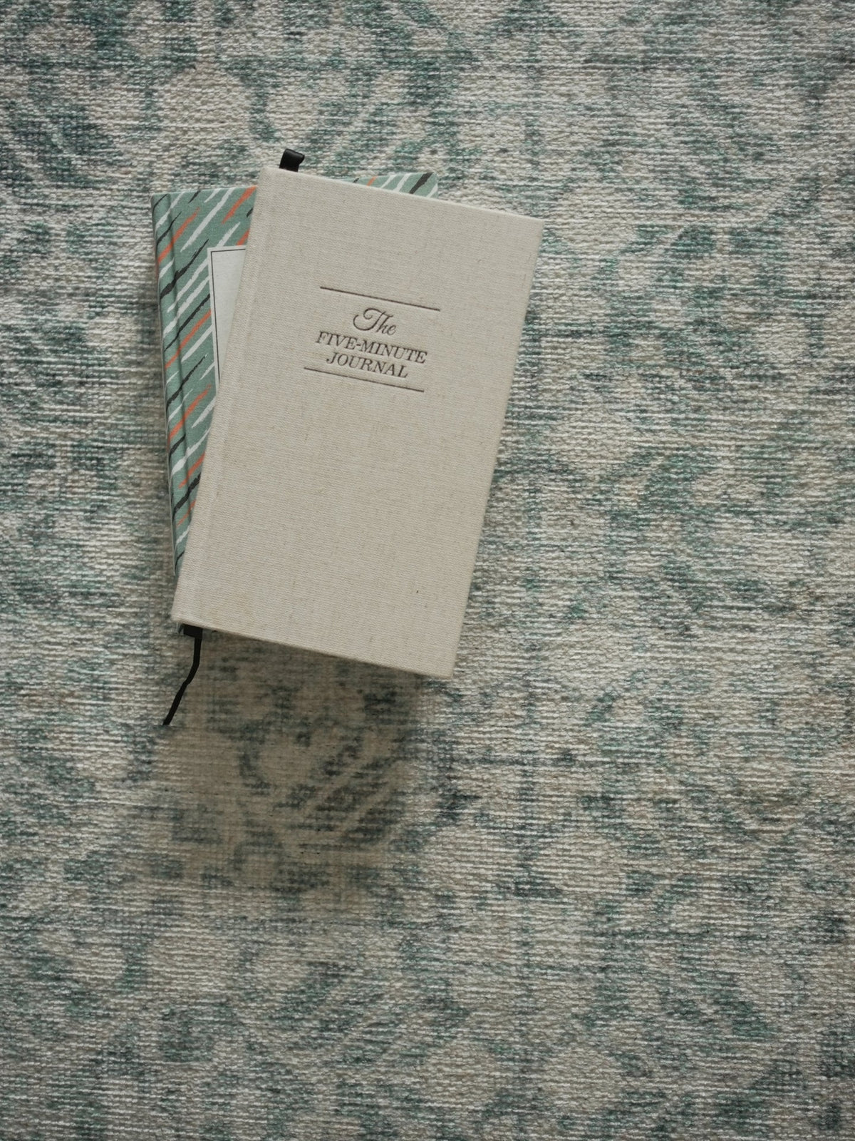 Vintage rug Vahide Vera