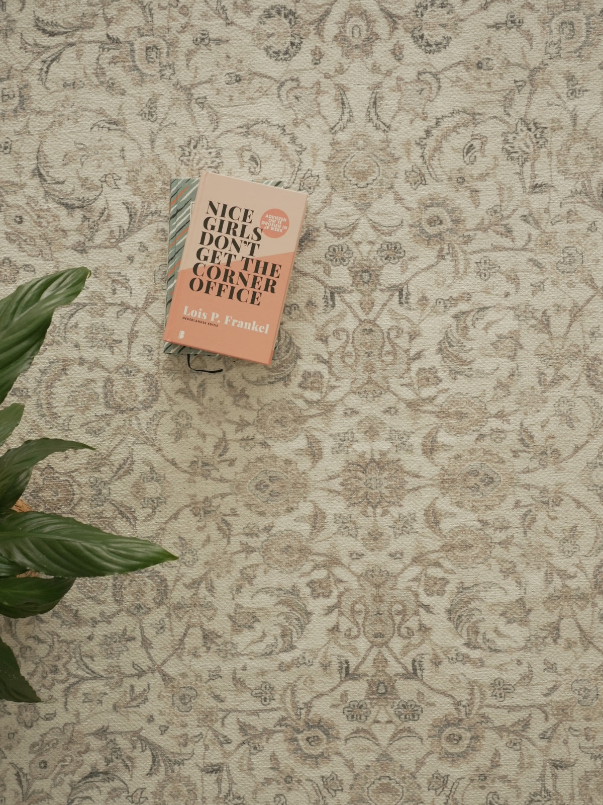 Vintage rug Cemila Vera