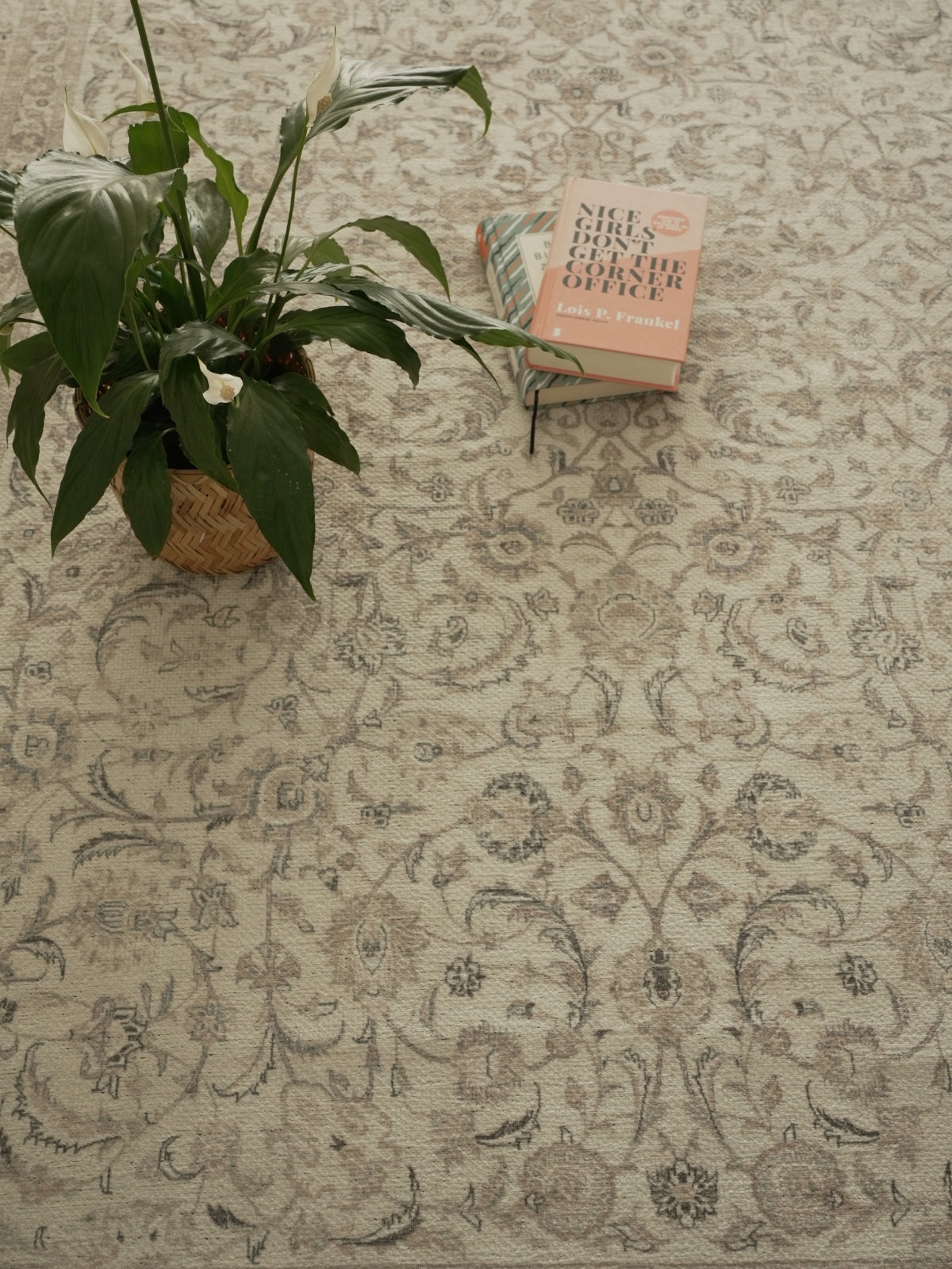Vintage rug Cemila Vera