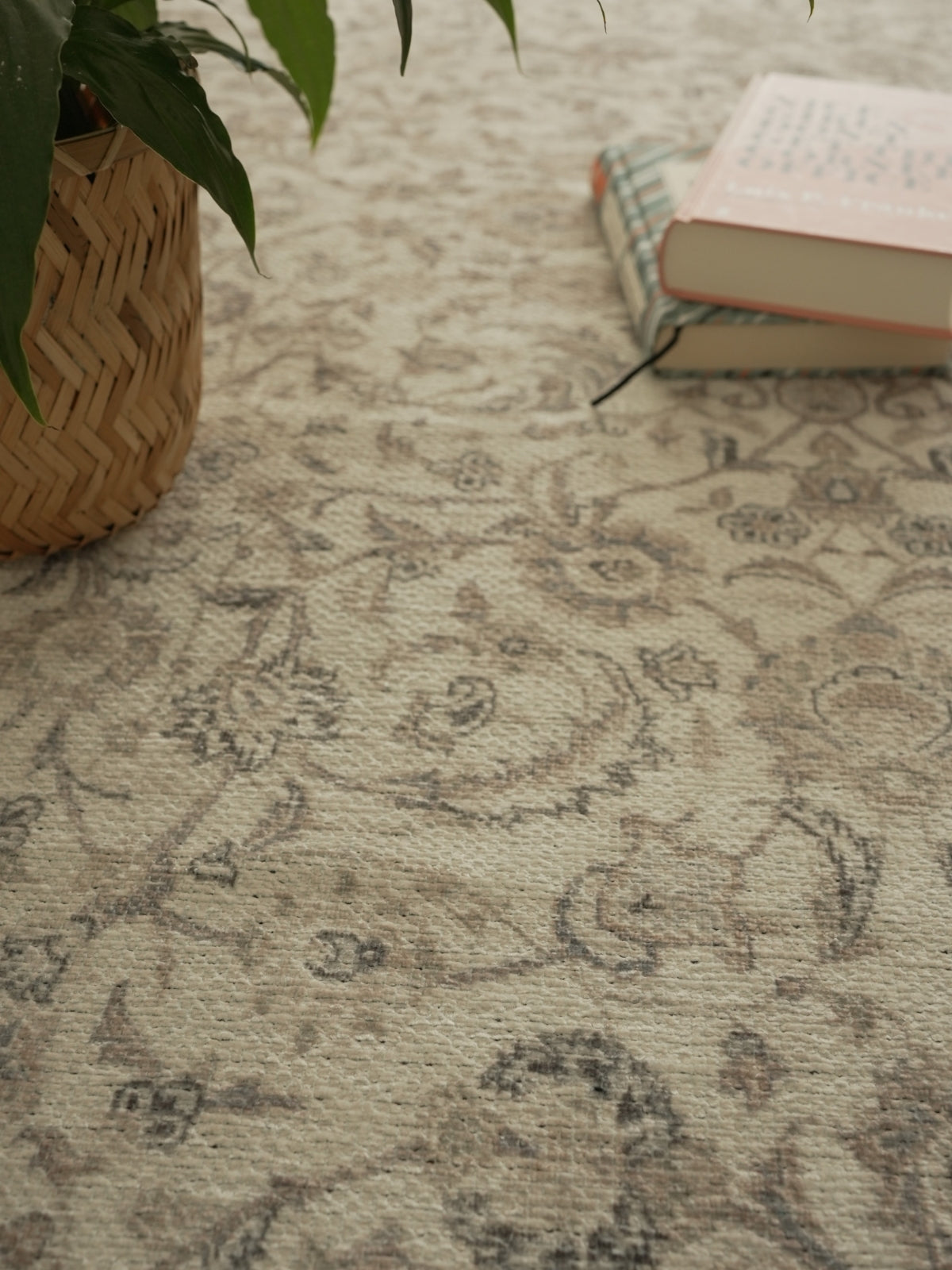 Vintage rug Cemila Vera
