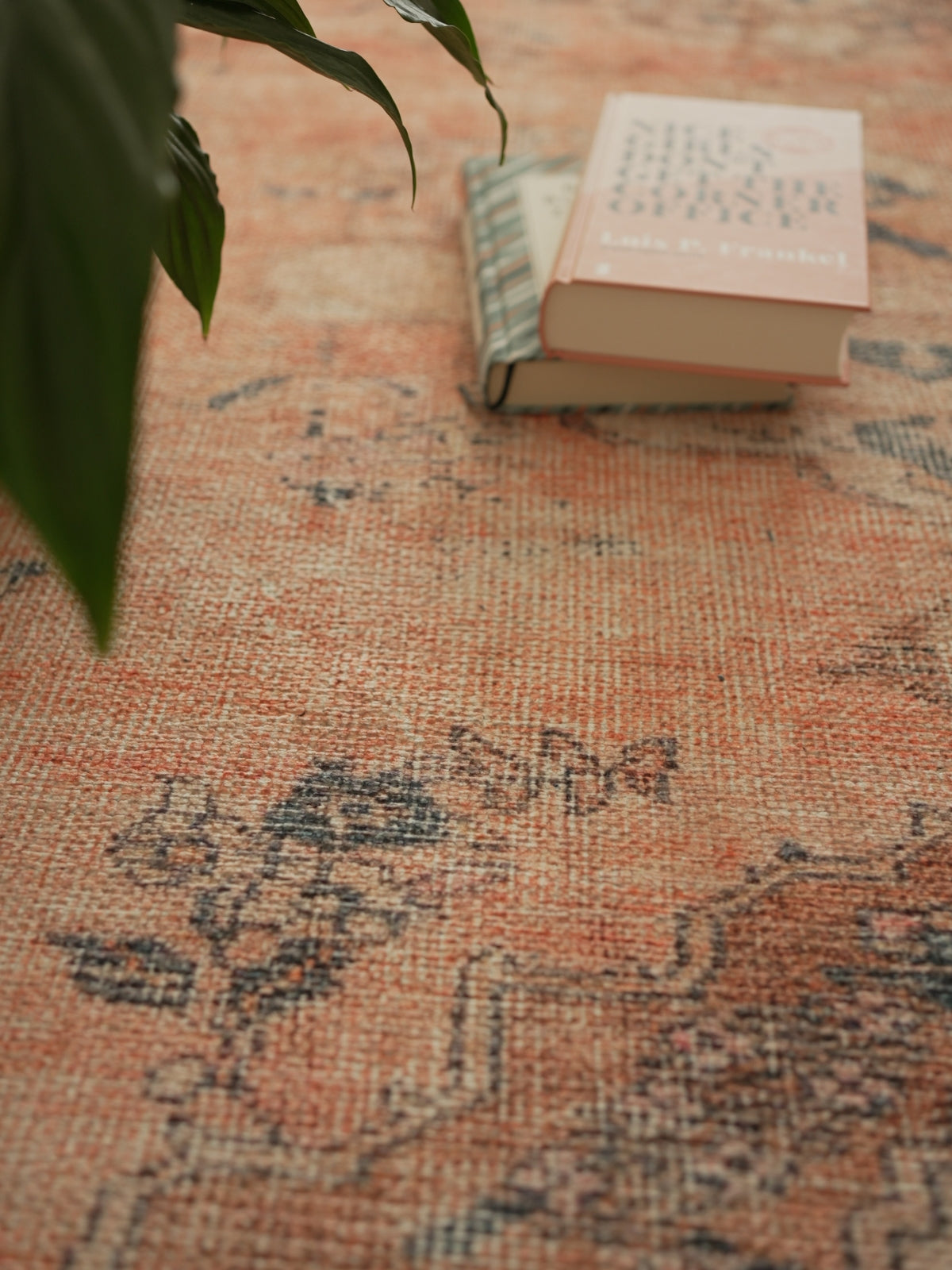 Vintage rug Elmas Vera