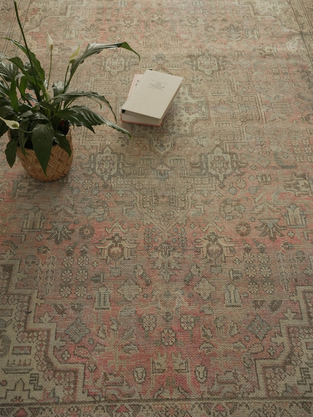 Vintage rug Kezban Vera