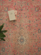 Vintage rug Hacer Vera