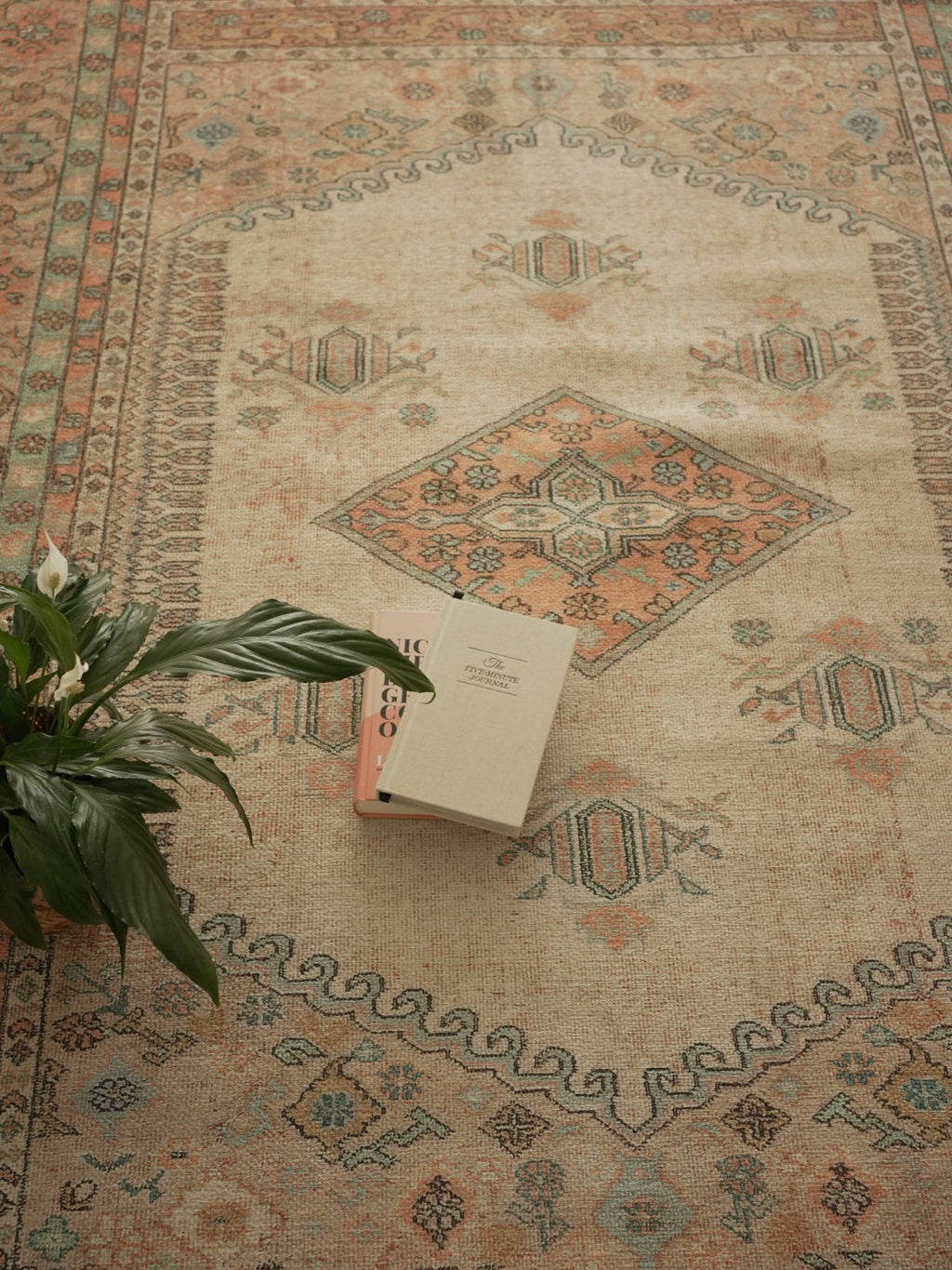 Vintage rug Elif Vera