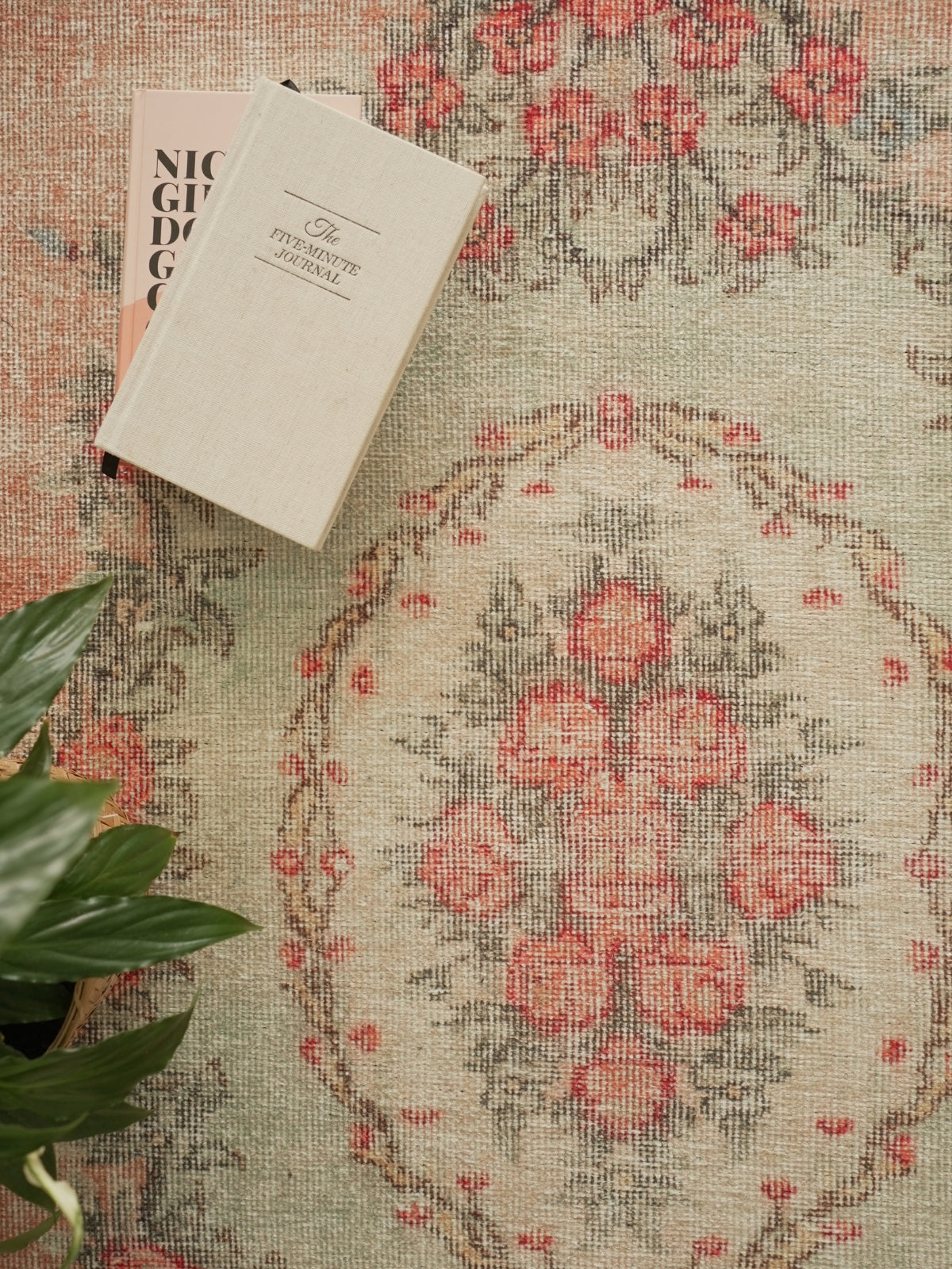 Vintage rug Dilek Vera
