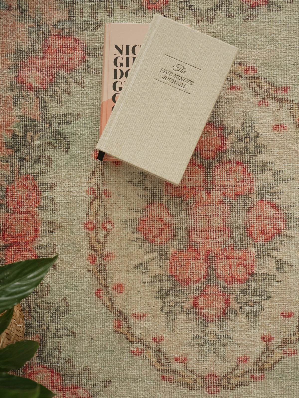 Vintage rug Dilek Vera