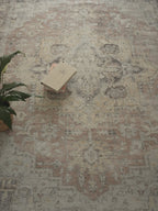 Vintage rug Huriye Vera