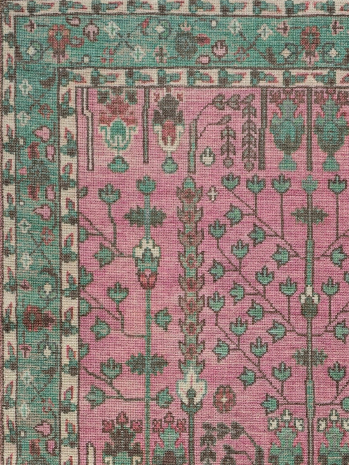 Vintage rug Adile Lomé