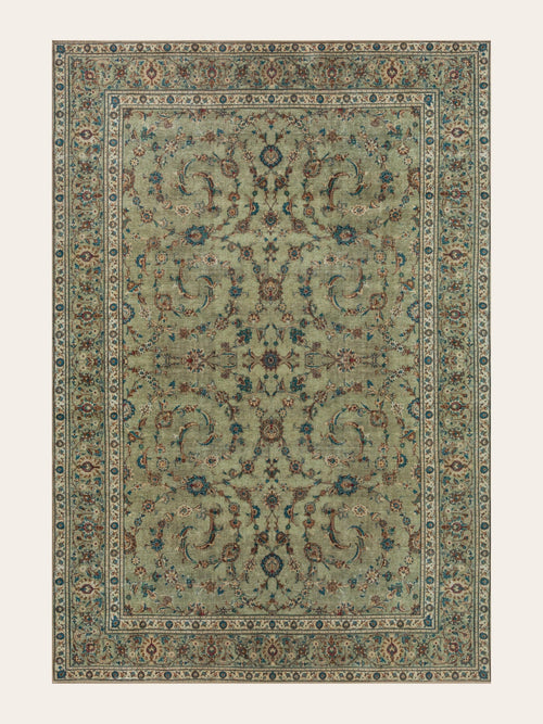 Vintage rug Binnur Vera